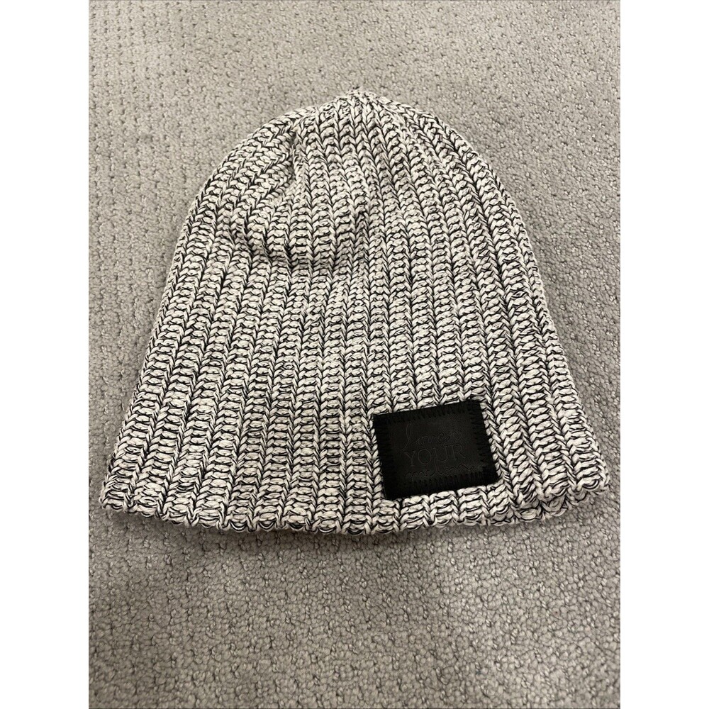 women's LOVE YOUR MELON thick knit WINTER HAT GRAY WHITE one size fits most WARM